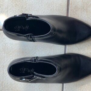 Sofft Black Leather High-heel Bootie. NWOT